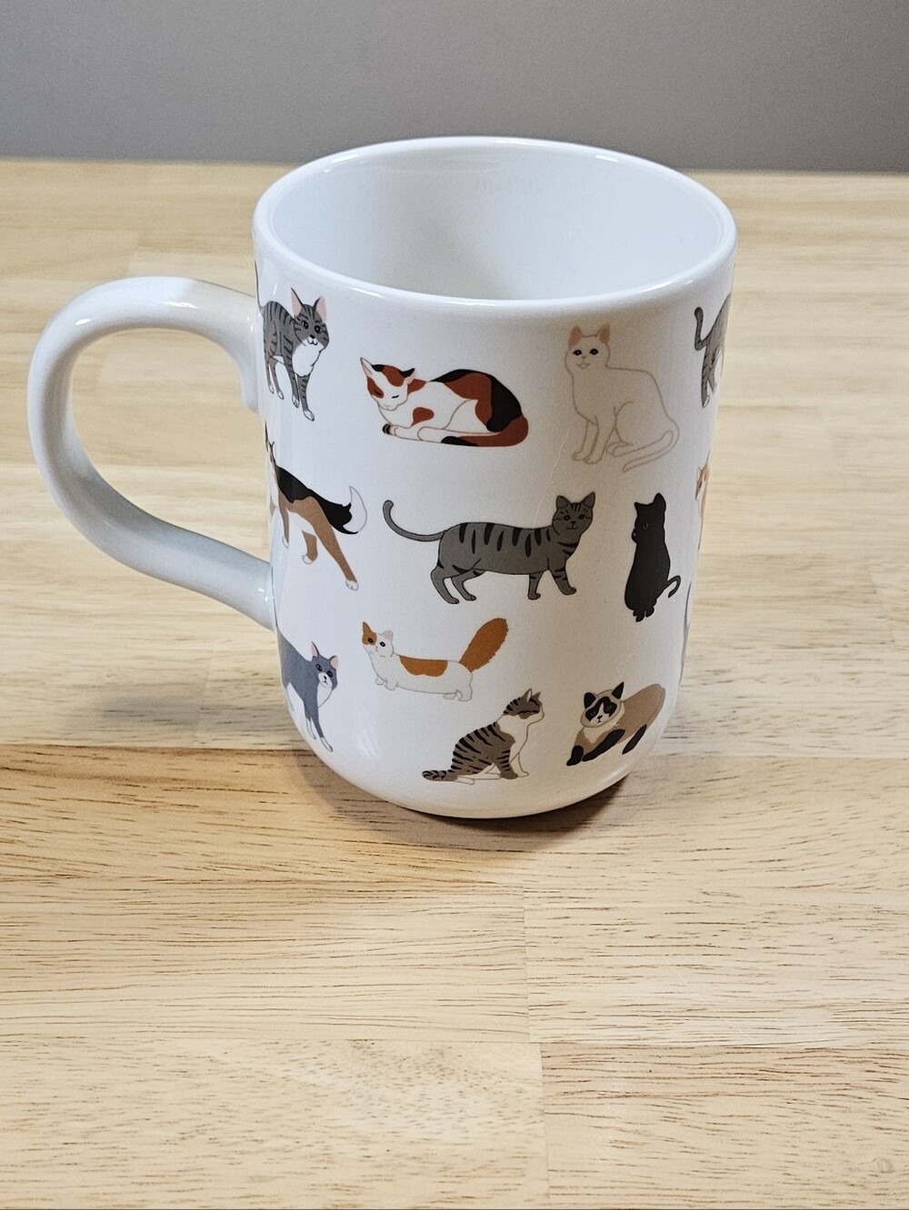 Ceramic Meow Cat Mug - Picture 2 of 5